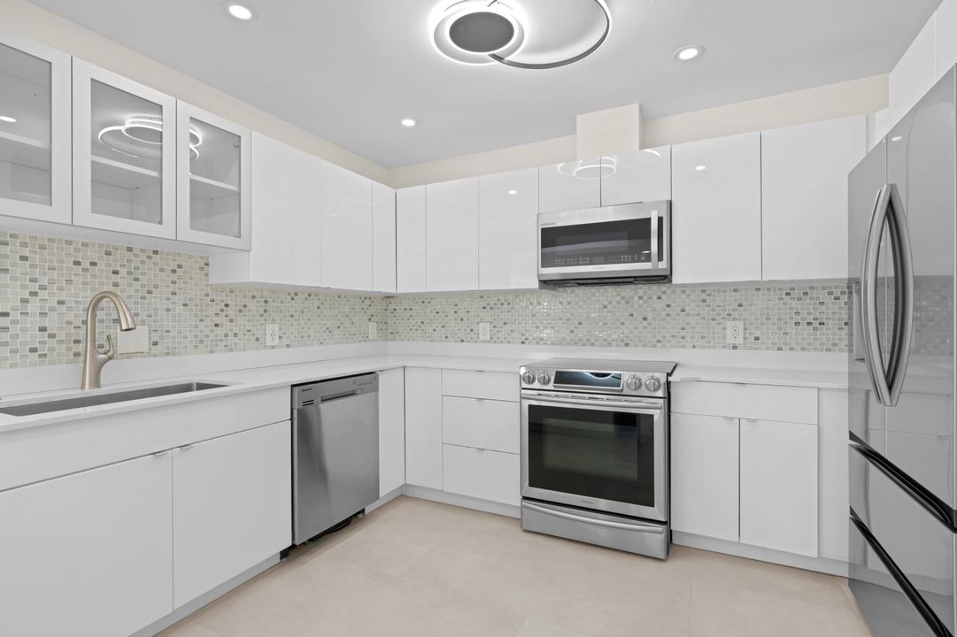 出租: $7,500 (3 贝兹, 3 浴室, 1770 平方英尺)