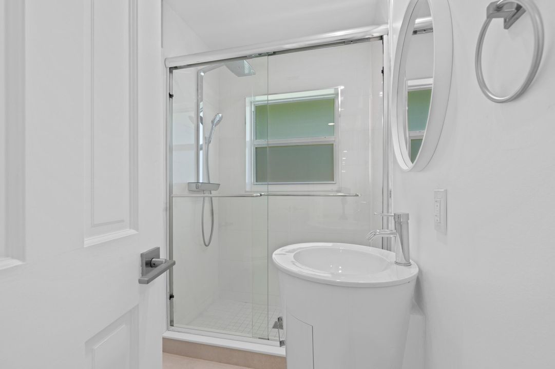 出租: $7,500 (3 贝兹, 3 浴室, 1770 平方英尺)