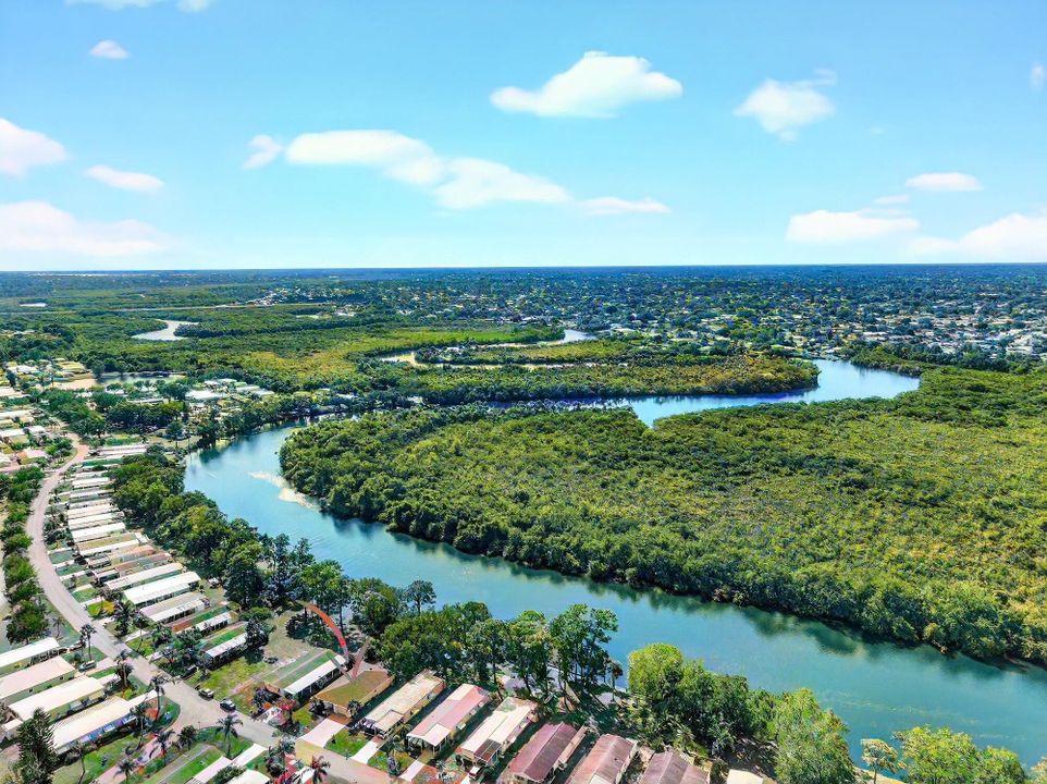 待售: $186,000 (2 贝兹, 2 浴室, 1319 平方英尺)