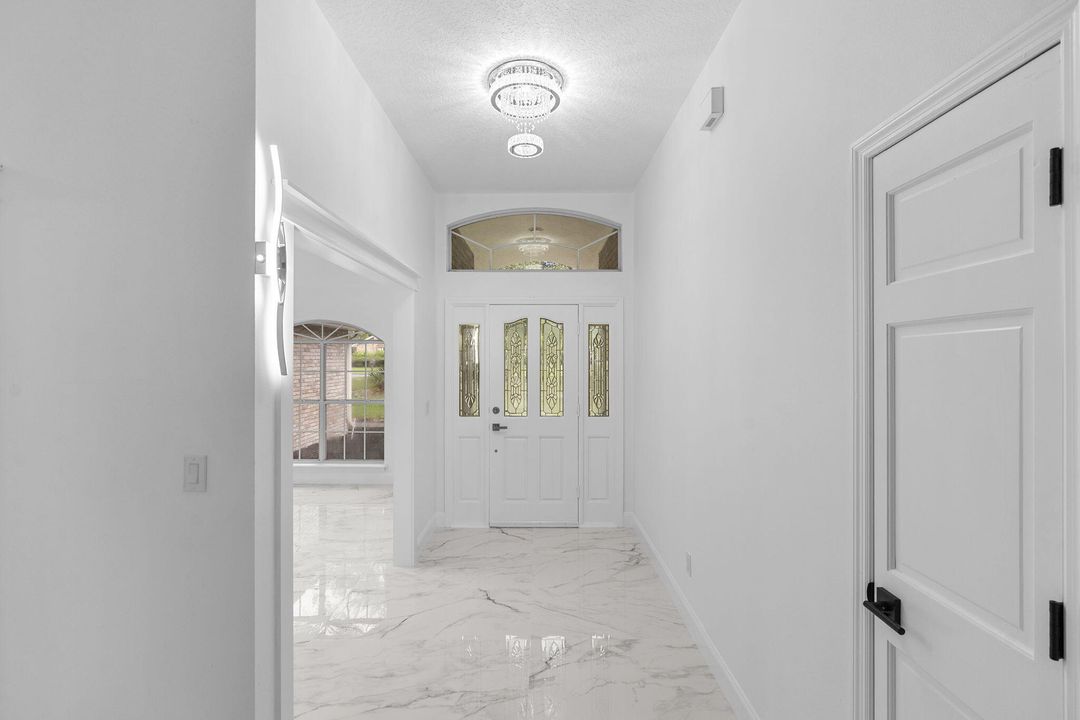 出租: $3,000 (4 贝兹, 2 浴室, 2519 平方英尺)