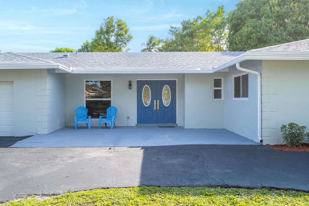 For Sale: $525,000 (4 beds, 2 baths, 1835 Square Feet)