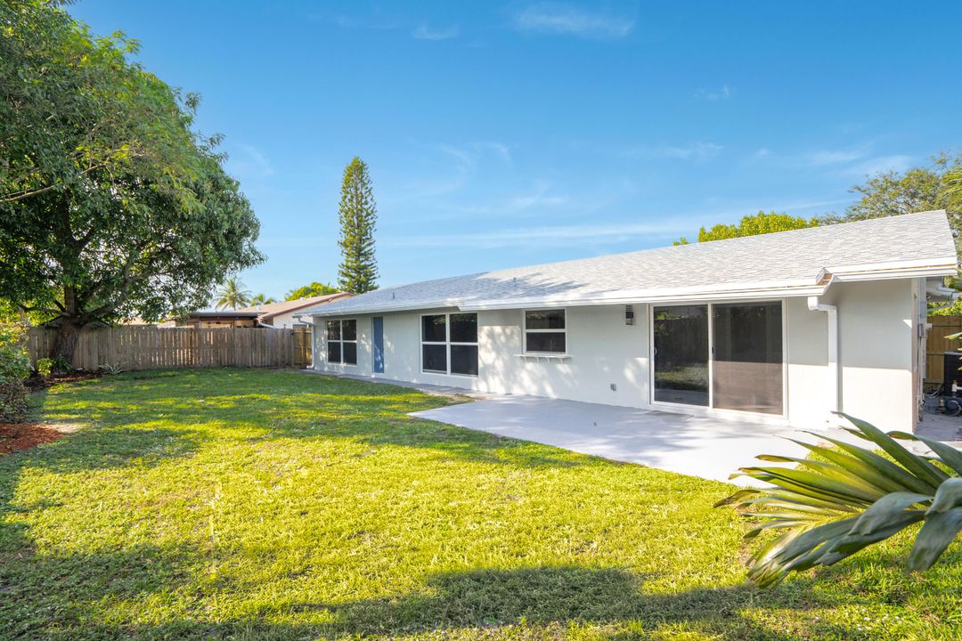 For Sale: $525,000 (4 beds, 2 baths, 1835 Square Feet)