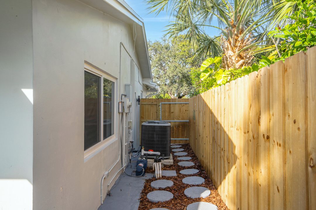 For Sale: $525,000 (4 beds, 2 baths, 1835 Square Feet)