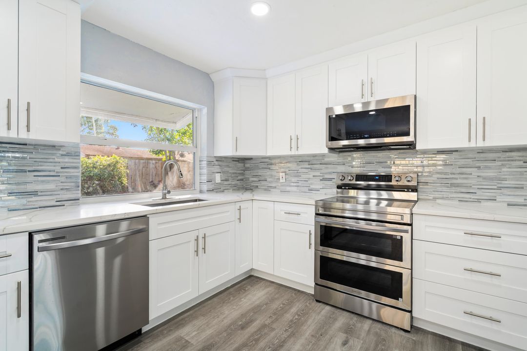 For Sale: $525,000 (4 beds, 2 baths, 1835 Square Feet)