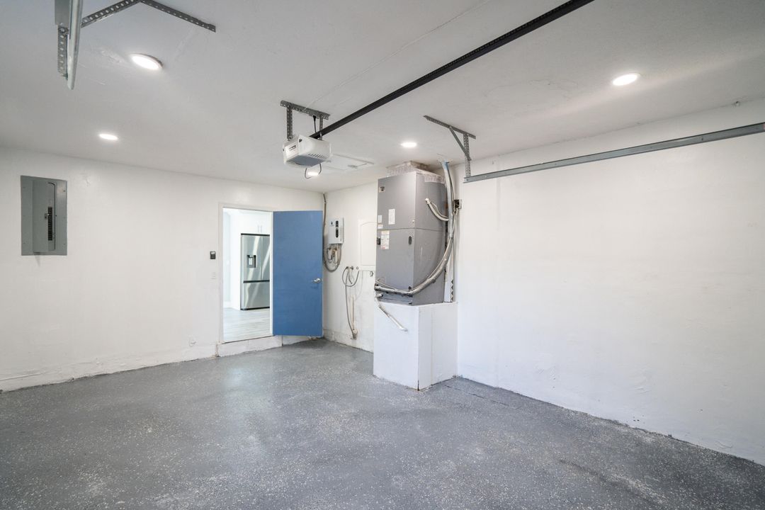 For Sale: $525,000 (4 beds, 2 baths, 1835 Square Feet)