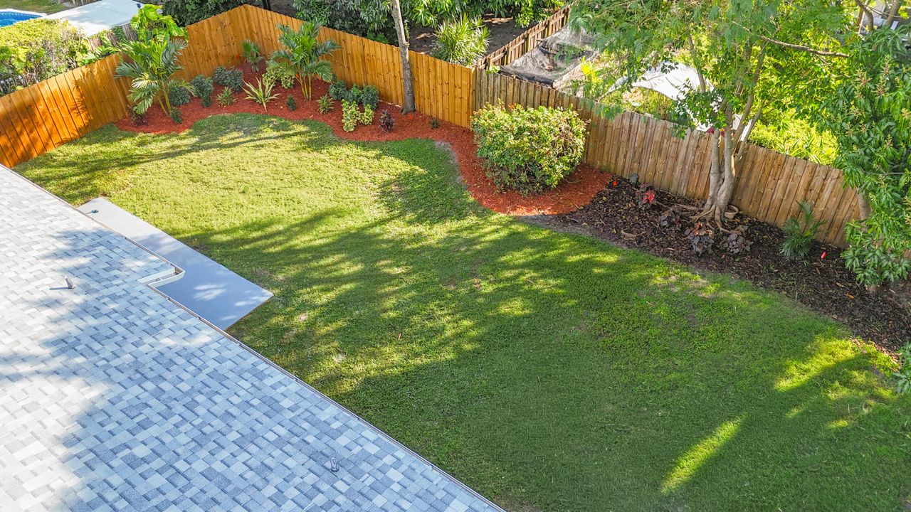 For Sale: $525,000 (4 beds, 2 baths, 1835 Square Feet)