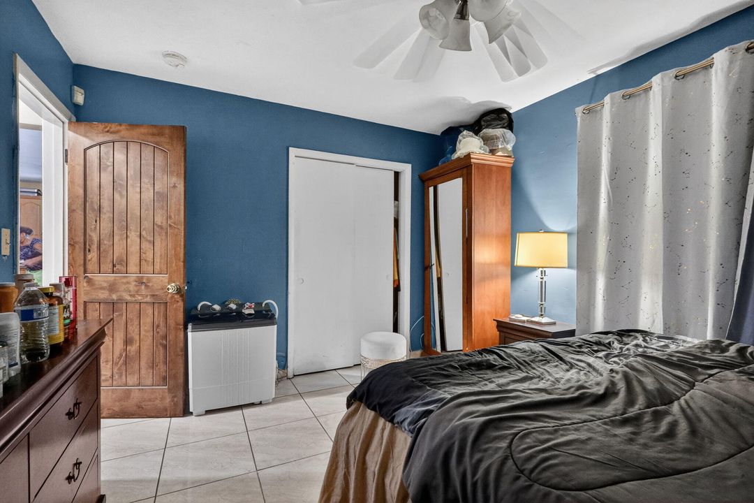 For Sale: $435,000 (3 beds, 2 baths, 1309 Square Feet)