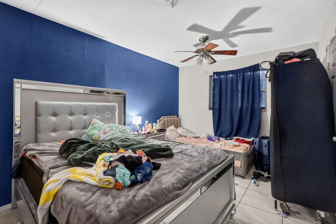 For Sale: $435,000 (3 beds, 2 baths, 1309 Square Feet)