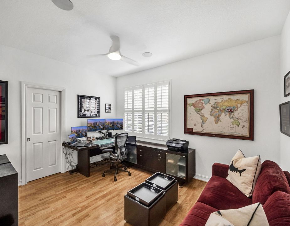 待售: $2,250,000 (4 贝兹, 2 浴室, 3194 平方英尺)