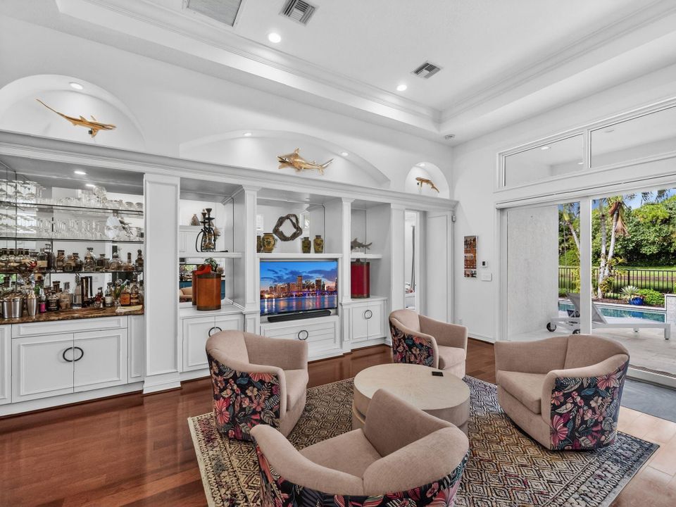 待售: $2,250,000 (4 贝兹, 2 浴室, 3194 平方英尺)