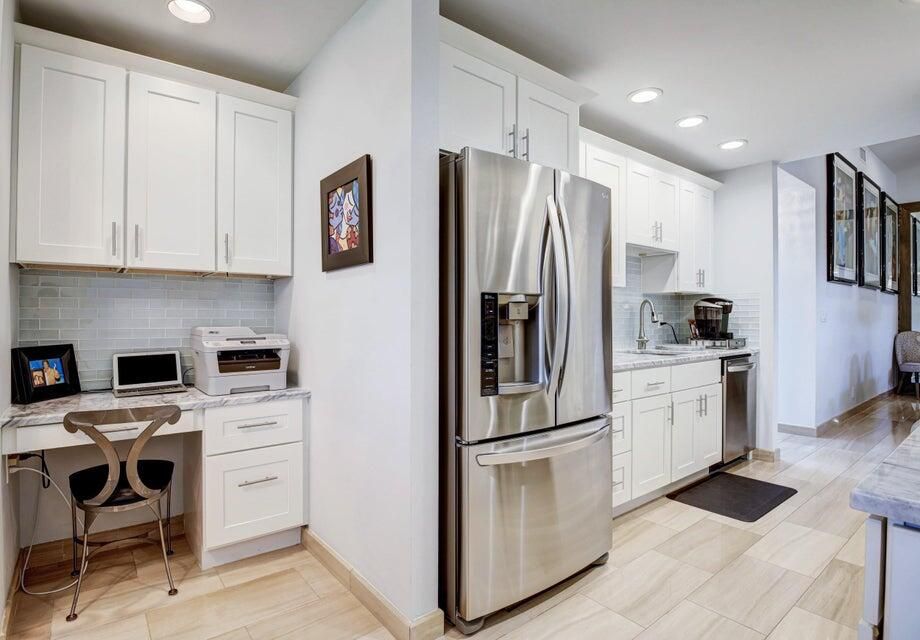 На продажу: $479,000 (3 спален, 2 ванн, 2212 Квадратных фут)