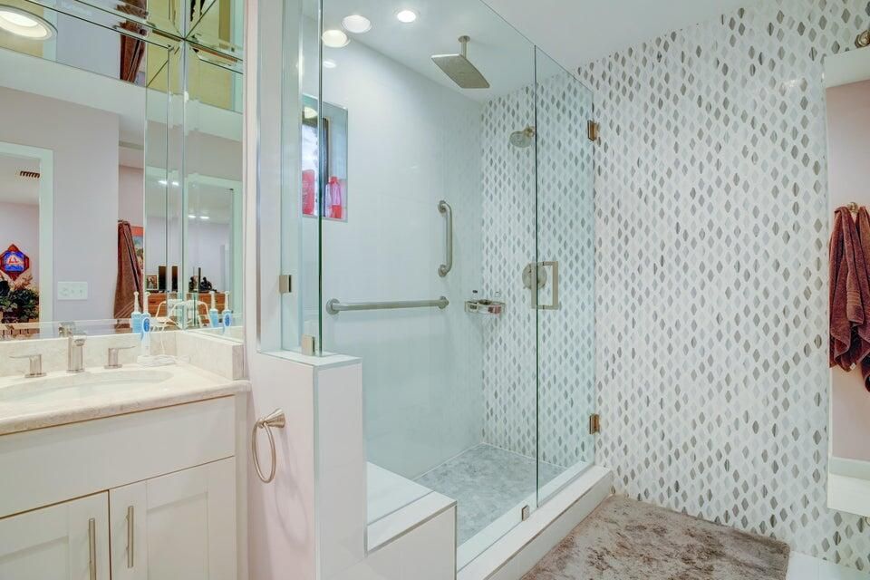 На продажу: $479,000 (3 спален, 2 ванн, 2212 Квадратных фут)