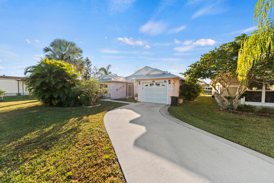 待售: $243,350 (2 贝兹, 2 浴室, 1530 平方英尺)