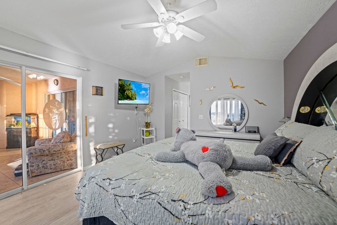 待售: $243,350 (2 贝兹, 2 浴室, 1530 平方英尺)