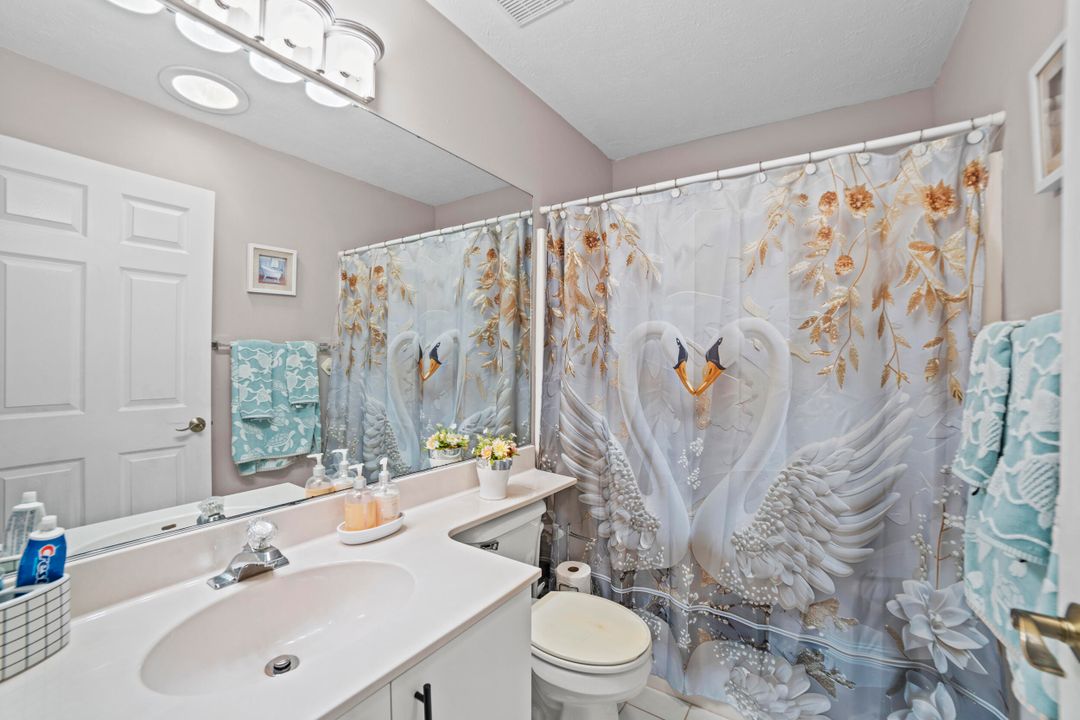 待售: $243,350 (2 贝兹, 2 浴室, 1530 平方英尺)