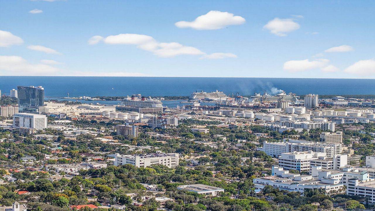 На продажу: $2,500,000 (2 спален, 1 ванн, 1384 Квадратных фут)