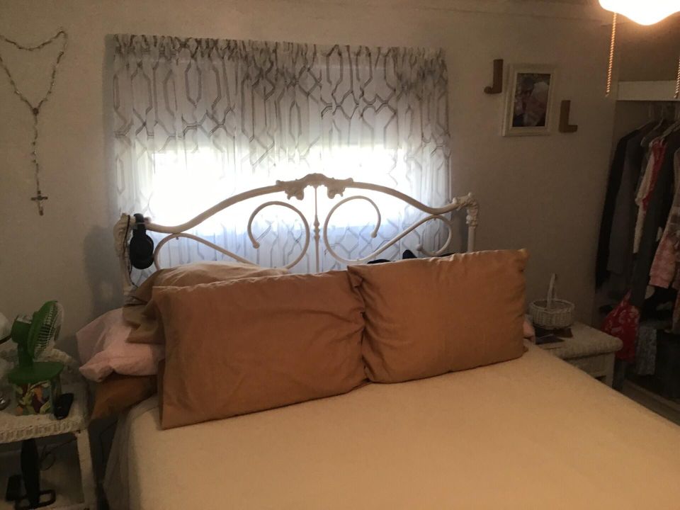 For Sale: $102,000 (2 beds, 2 baths, 672 Square Feet)