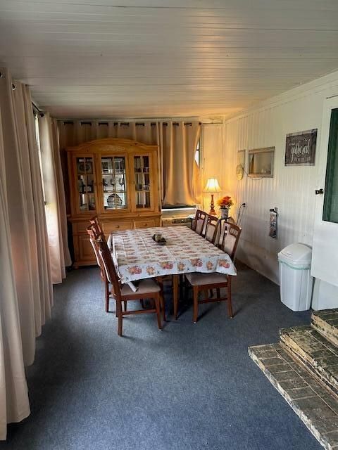 For Sale: $102,000 (2 beds, 2 baths, 672 Square Feet)