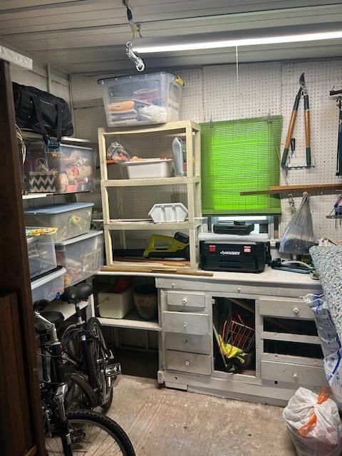 For Sale: $102,000 (2 beds, 2 baths, 672 Square Feet)