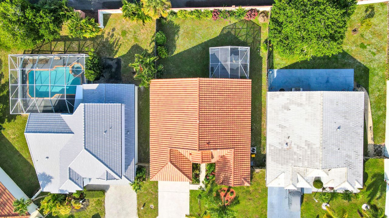 На продажу: $499,999 (3 спален, 2 ванн, 1808 Квадратных фут)