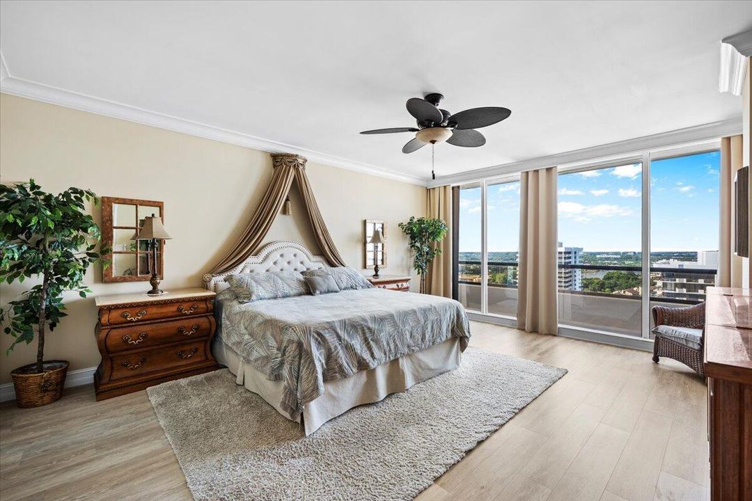 For Sale: $1,395,000 (2 beds, 2 baths, 2332 Square Feet)