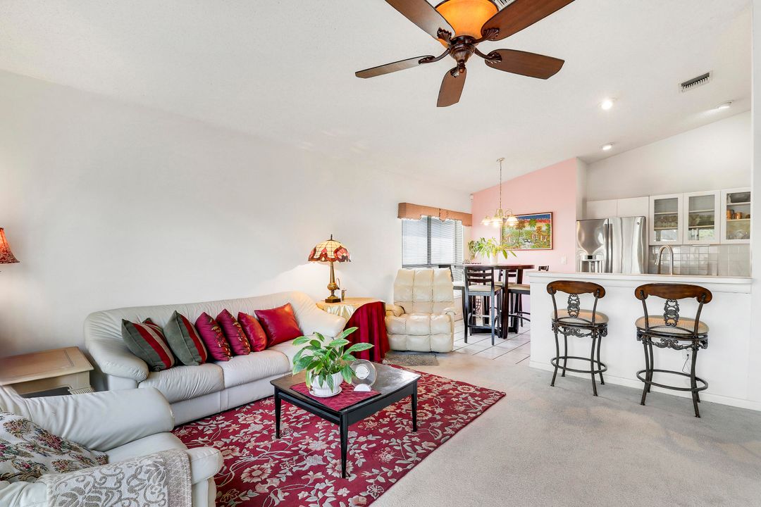 На продажу: $499,999 (3 спален, 2 ванн, 1808 Квадратных фут)