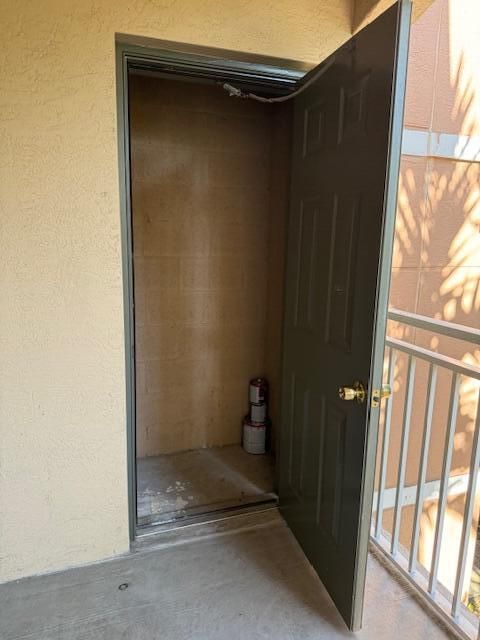 合同活跃: $2,500 (3 贝兹, 2 浴室, 1493 平方英尺)