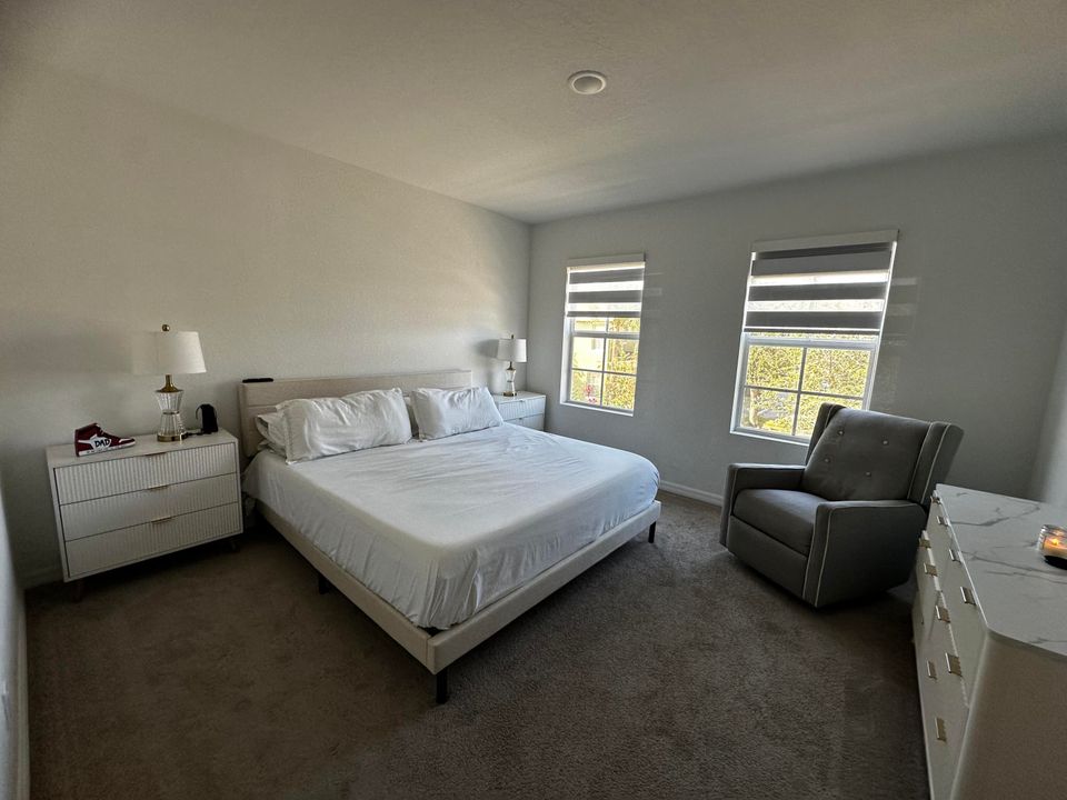 For Sale: $290,000 (3 beds, 2 baths, 1604 Square Feet)