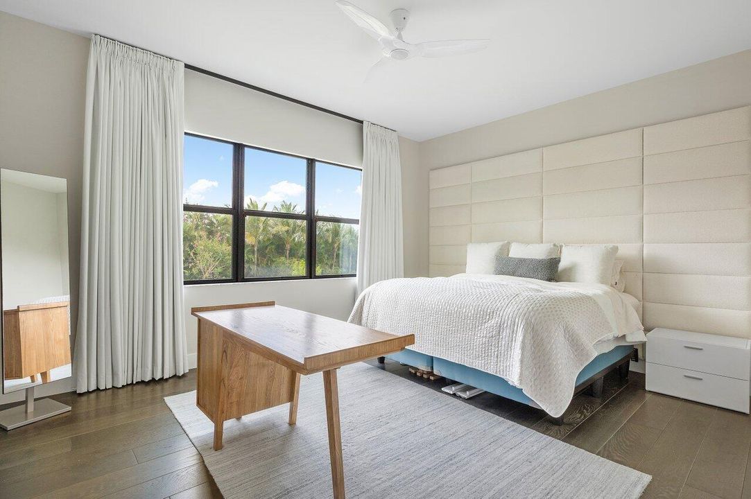 待售: $5,250,000 (6 贝兹, 7 浴室, 6175 平方英尺)