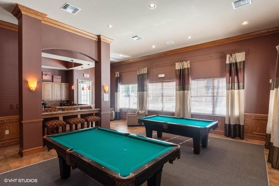 合同活跃: $2,500 (3 贝兹, 2 浴室, 1493 平方英尺)