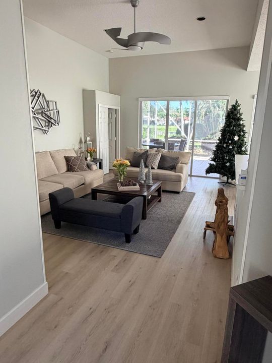 For Sale: $661,000 (3 beds, 2 baths, 1722 Square Feet)