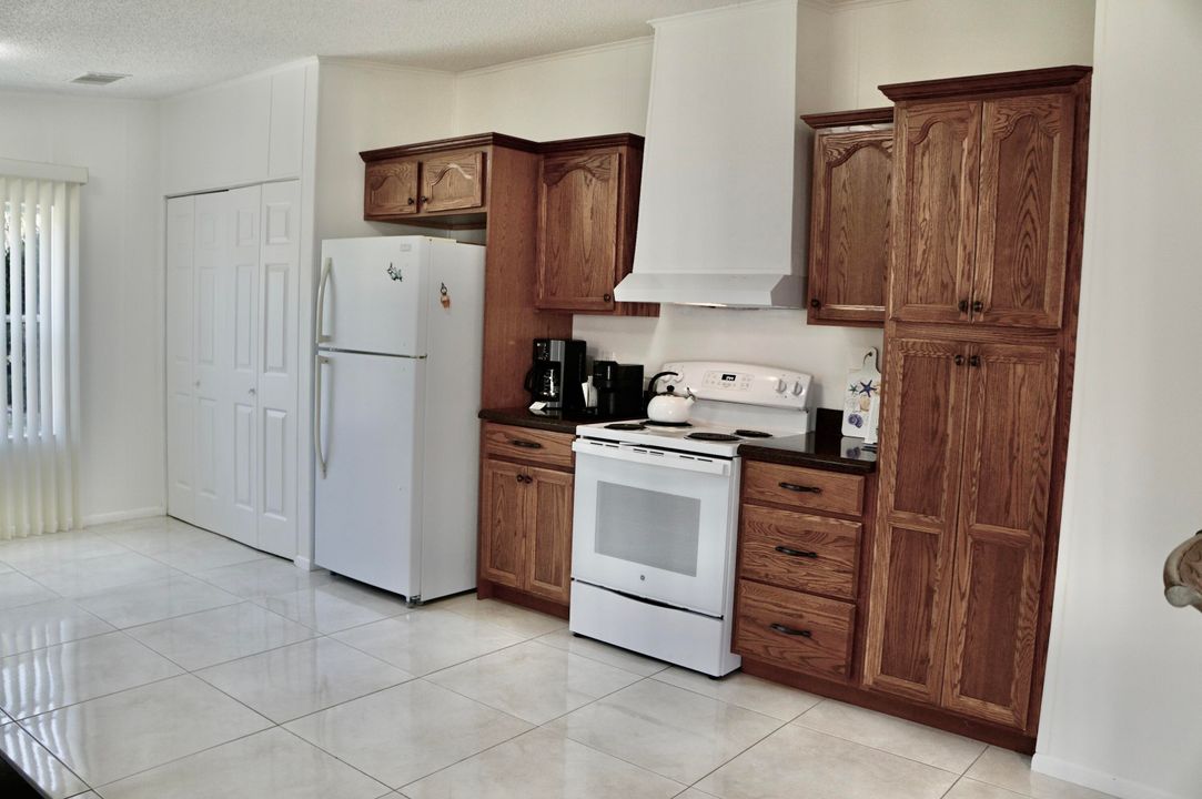 En Venta: $84,900 (2 camas, 2 baños, 1144 Pies cuadrados)