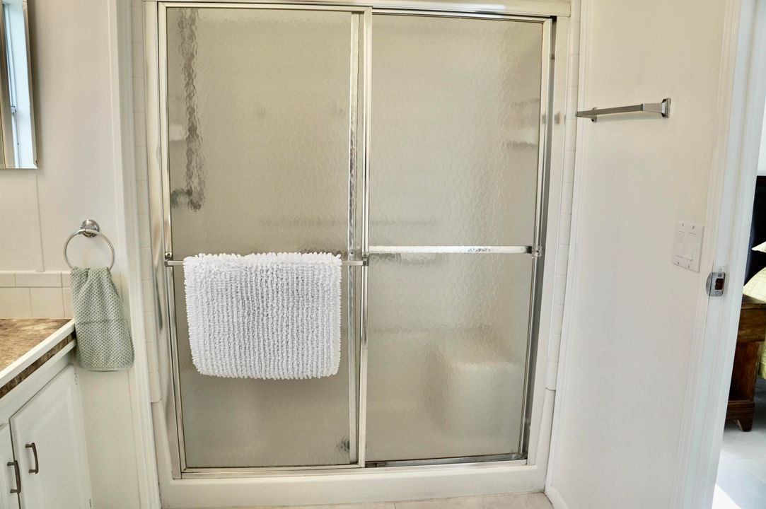 En Venta: $84,900 (2 camas, 2 baños, 1144 Pies cuadrados)