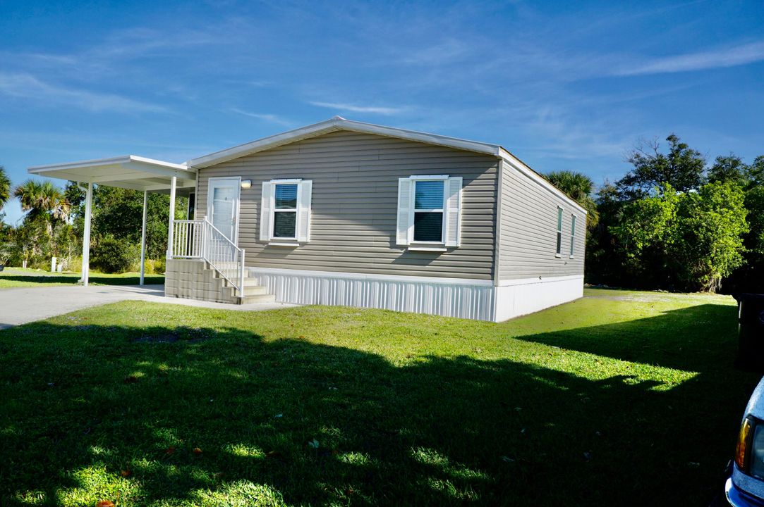 En Venta: $84,900 (2 camas, 2 baños, 1144 Pies cuadrados)