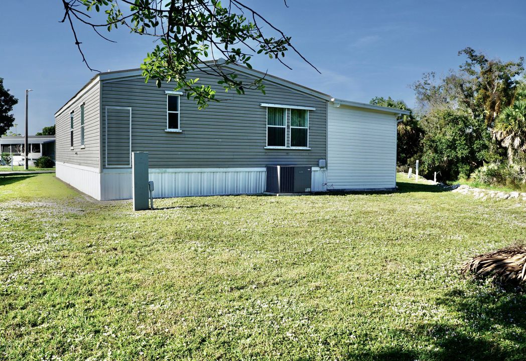 En Venta: $84,900 (2 camas, 2 baños, 1144 Pies cuadrados)