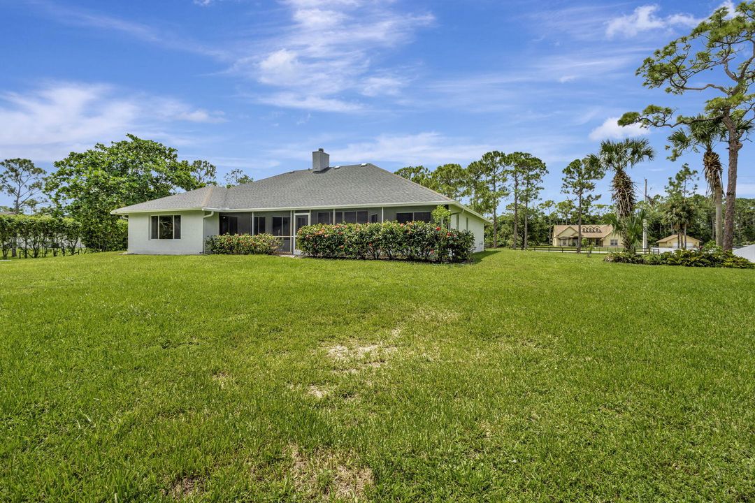 For Rent: $3,800 (3 beds, 2 baths, 2652 Square Feet)