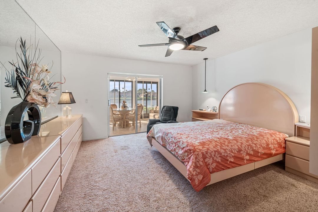 En Venta: $299,000 (2 camas, 2 baños, 1262 Pies cuadrados)