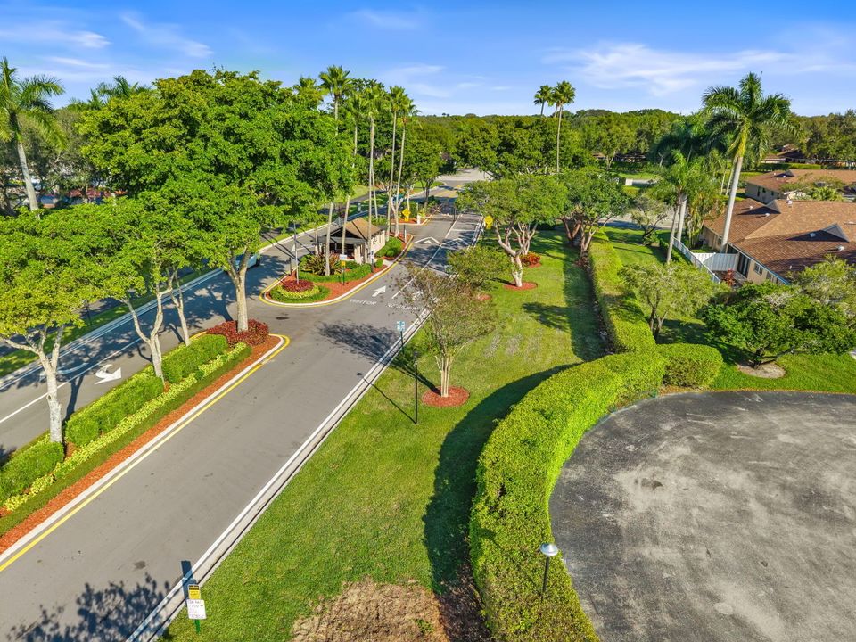 En Venta: $299,000 (2 camas, 2 baños, 1262 Pies cuadrados)