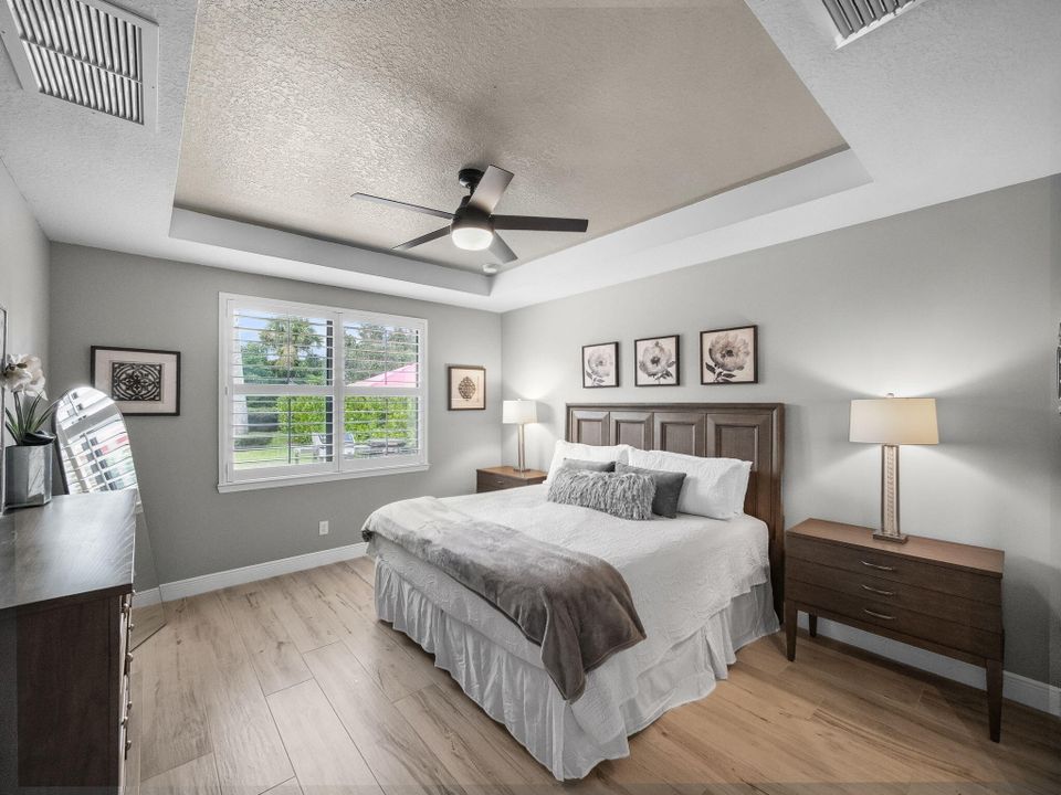 For Sale: $429,900 (2 beds, 2 baths, 1695 Square Feet)