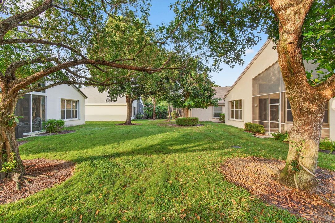 For Sale: $649,000 (3 beds, 2 baths, 2363 Square Feet)