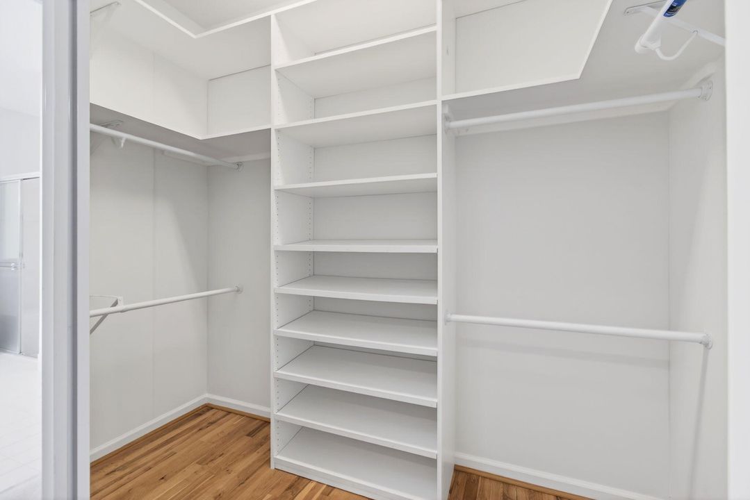 For Sale: $649,000 (3 beds, 2 baths, 2363 Square Feet)