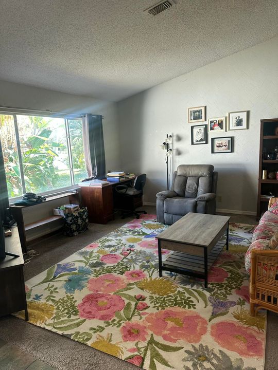 En Venta: $375,000 (3 camas, 2 baños, 1436 Pies cuadrados)