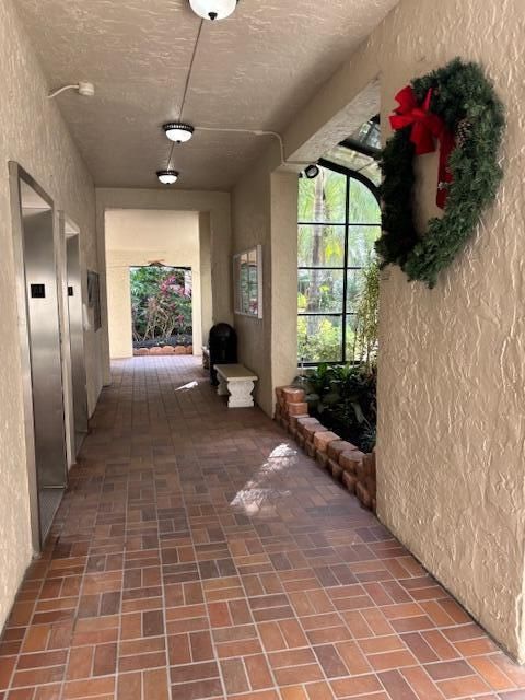 待售: $392,000 (2 贝兹, 2 浴室, 1650 平方英尺)