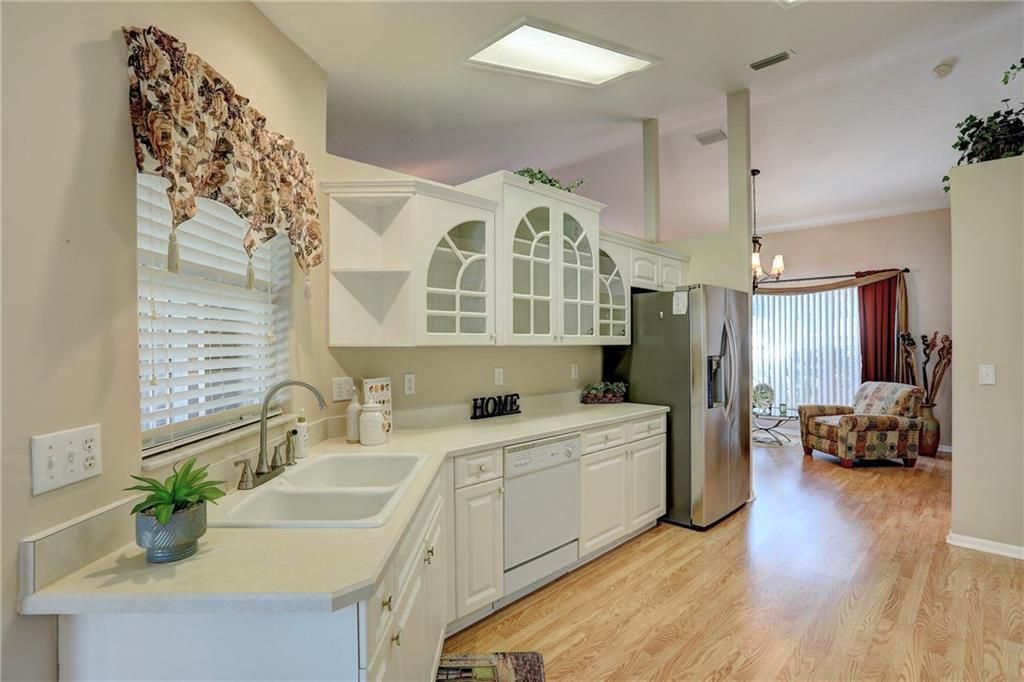 En Venta: $349,900 (3 camas, 2 baños, 1768 Pies cuadrados)