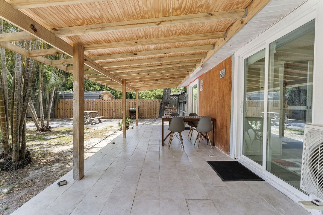 En Venta: $497,000 (3 camas, 2 baños, 1352 Pies cuadrados)