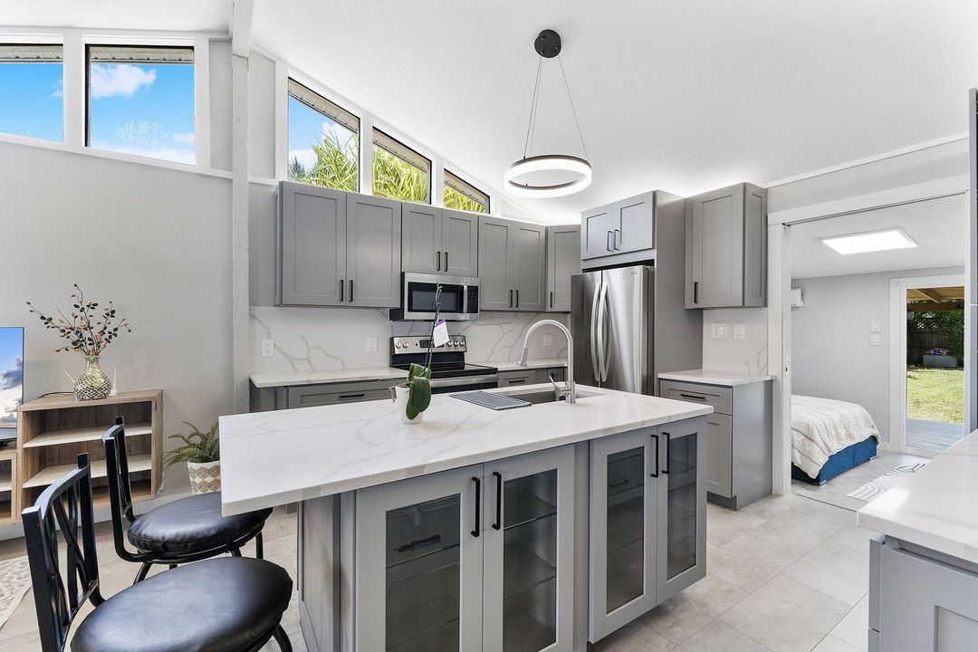 En Venta: $497,000 (3 camas, 2 baños, 1352 Pies cuadrados)