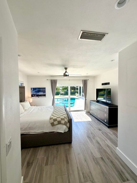 For Rent: $8,000 (4 beds, 3 baths, 1939 Square Feet)