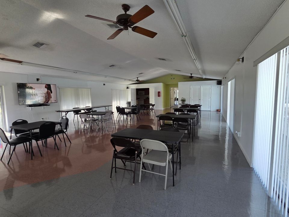 En Venta: $249,900 (2 camas, 2 baños, 1106 Pies cuadrados)