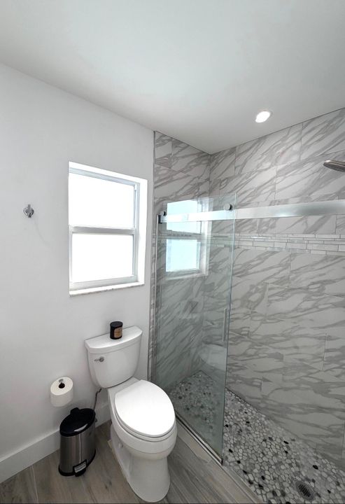 For Rent: $8,000 (4 beds, 3 baths, 1939 Square Feet)