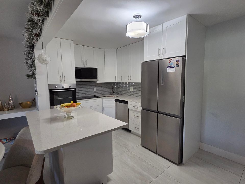 En Venta: $249,900 (2 camas, 2 baños, 1106 Pies cuadrados)